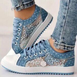 Chicme Floral Lace Sneakers NIP